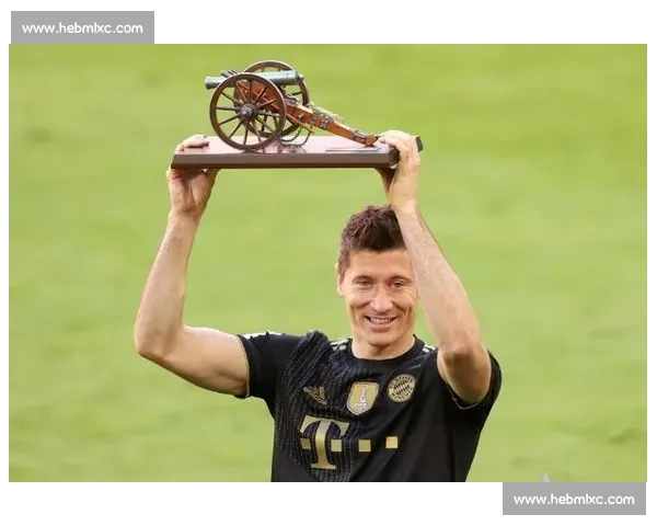 球迷最爱德甲冠军！从贝皇到莱万，经典永流传